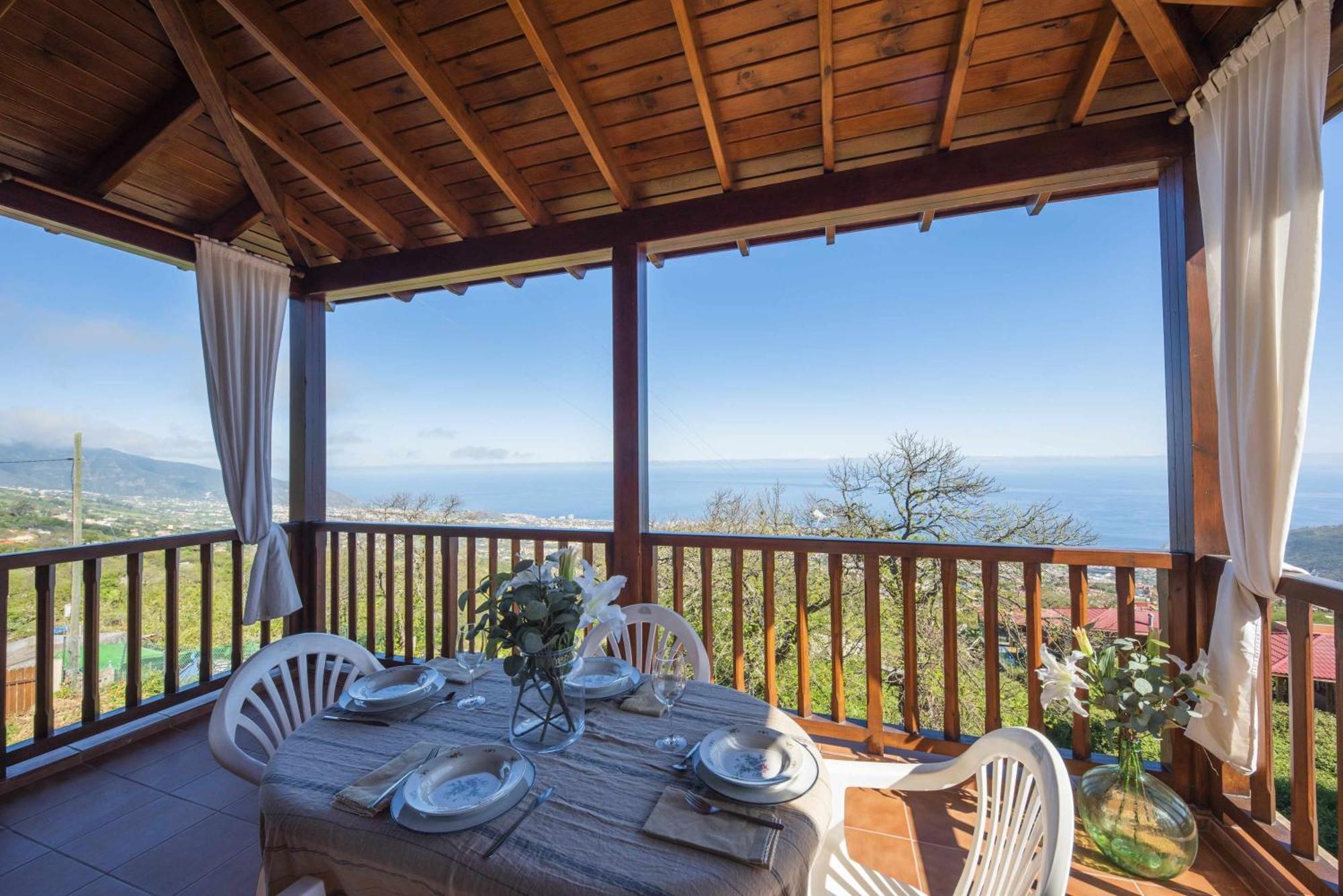 Villa Montana Ilusion Parking Wifi Bbk Y Vistas لا أوروتافا المظهر الخارجي الصورة